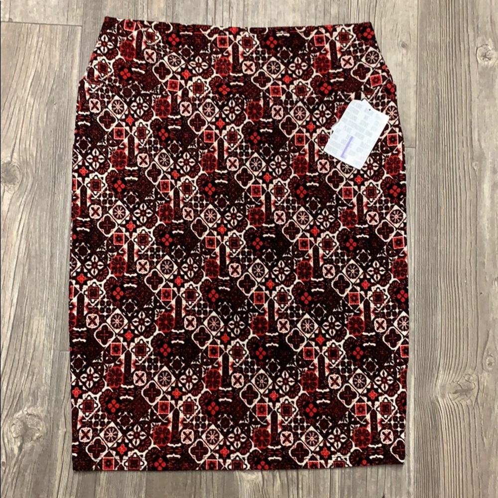 LuLaRoe Cassie pencil skirt